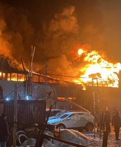 Potężny pożar w Moskwie. W ogniu ogromna hala