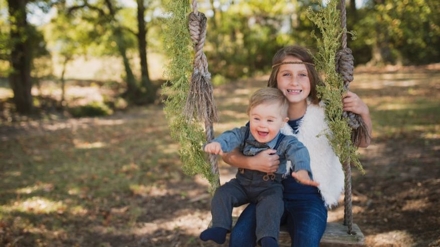 Asher ze swoją siostrą Addison/ FoxNews