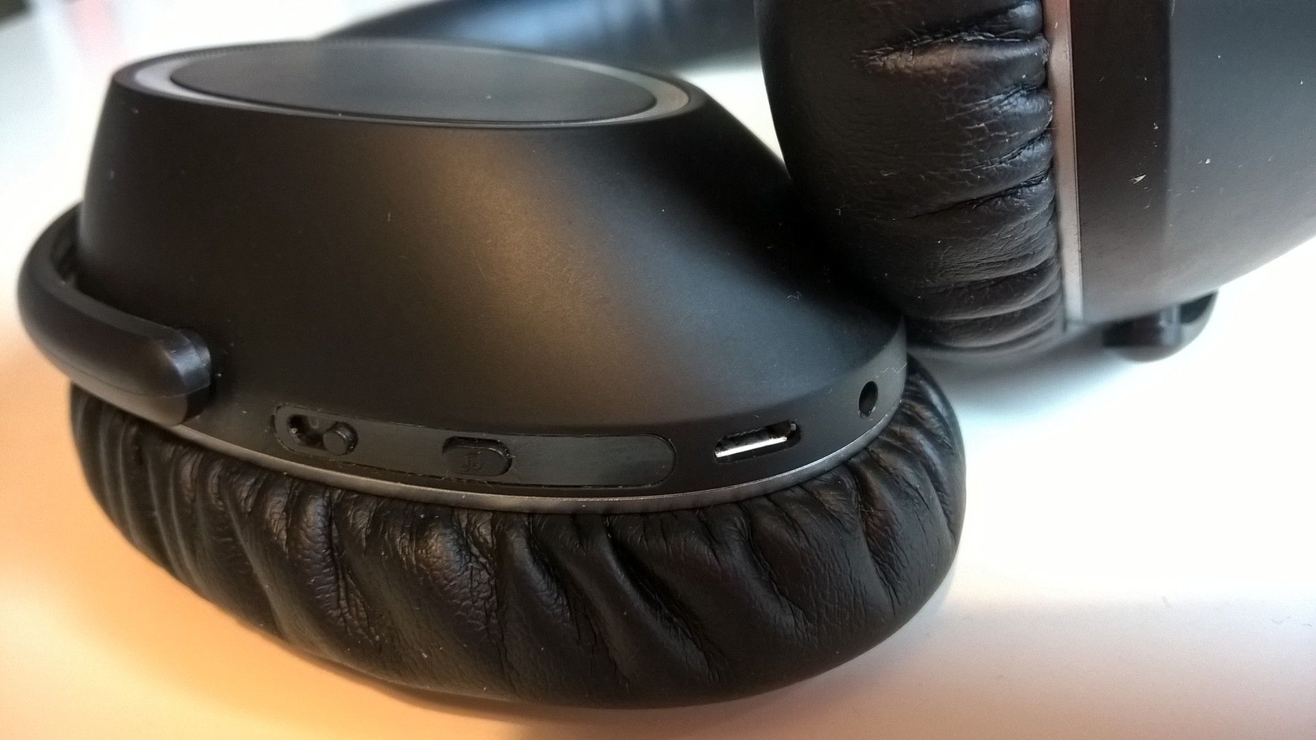 Sennheiser PXC 550 – test słuchawek z aktywnym tłumieniem hałasu 5