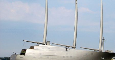 Jacht warty ponad 500 mln euro zatrzymany. Należał do rosyjskiego oligarchy