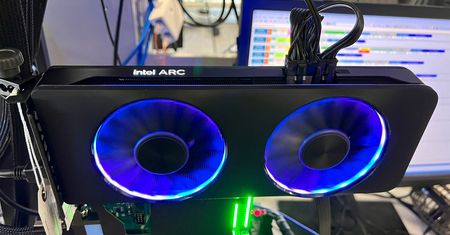 Topowa karta Intel Arc ma zaskoczyć potencjałem na podkręcanie. Ile można wycisnąć?