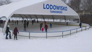 Tarnobrzeg: Na Serbinowie powstaje miejskie lodowisko