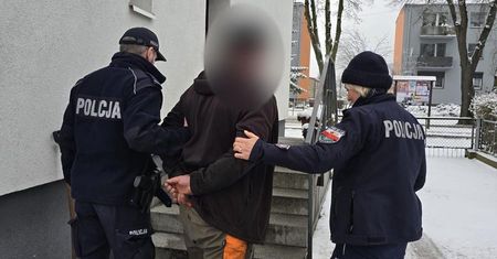 Nietrzeźwy kierowca bez prawa jazdy zatrzymany pod Wieleniem