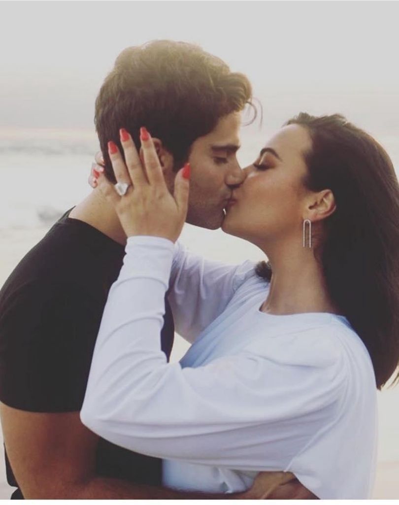 Demi Lovato i Max Ehrich zaręczyli się! 