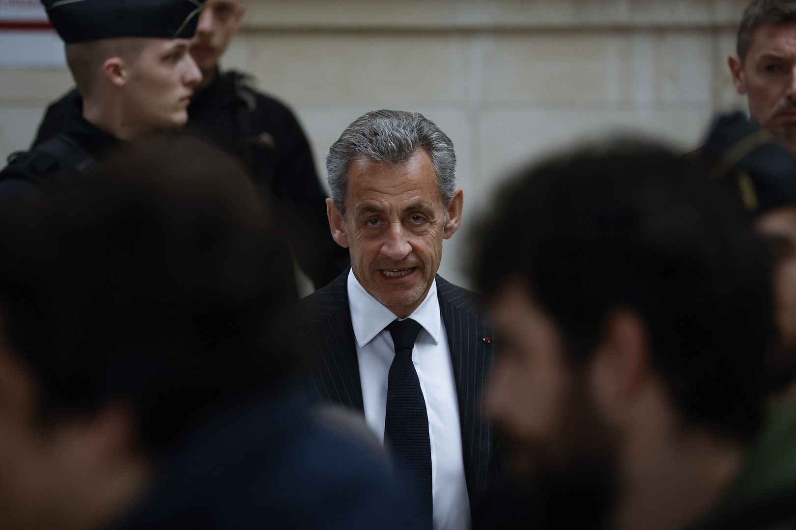 Były prezydent Francji w opałach. Sarkozy skazany na rok pozbawienia wolności