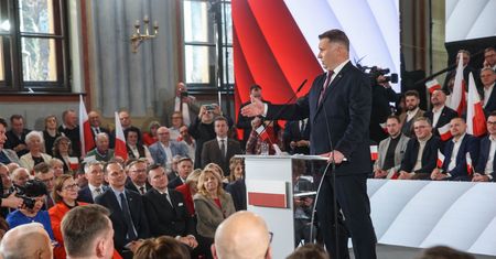Wyszli i skomentowali. Tak w PiS zareagowali na Czarnka