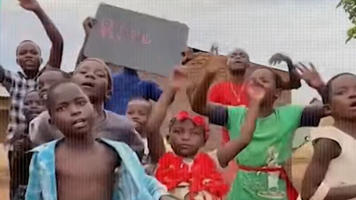 Lu "Susu" Ke skłaniał dzieci do udziału w nagraniach, które miały rasistowski wydźwięk