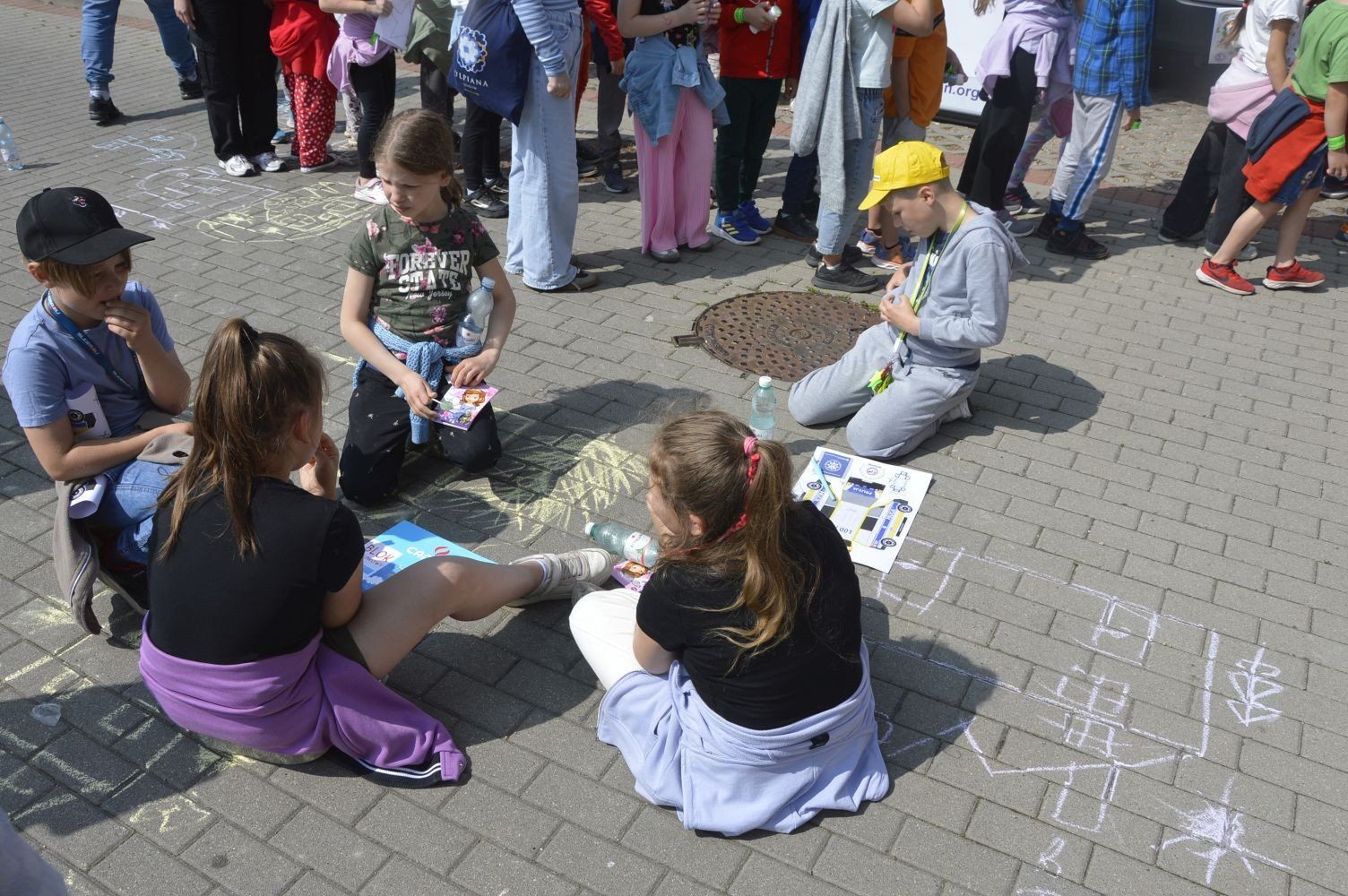 Festyn z okazji Dnia Dziecka na terenie Komendy Powiatowej Policji w Stargardzie.