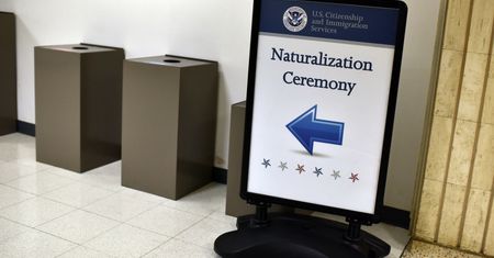 USA zaostrzają zasady. Trudniej będzie zdobyć zieloną kartę