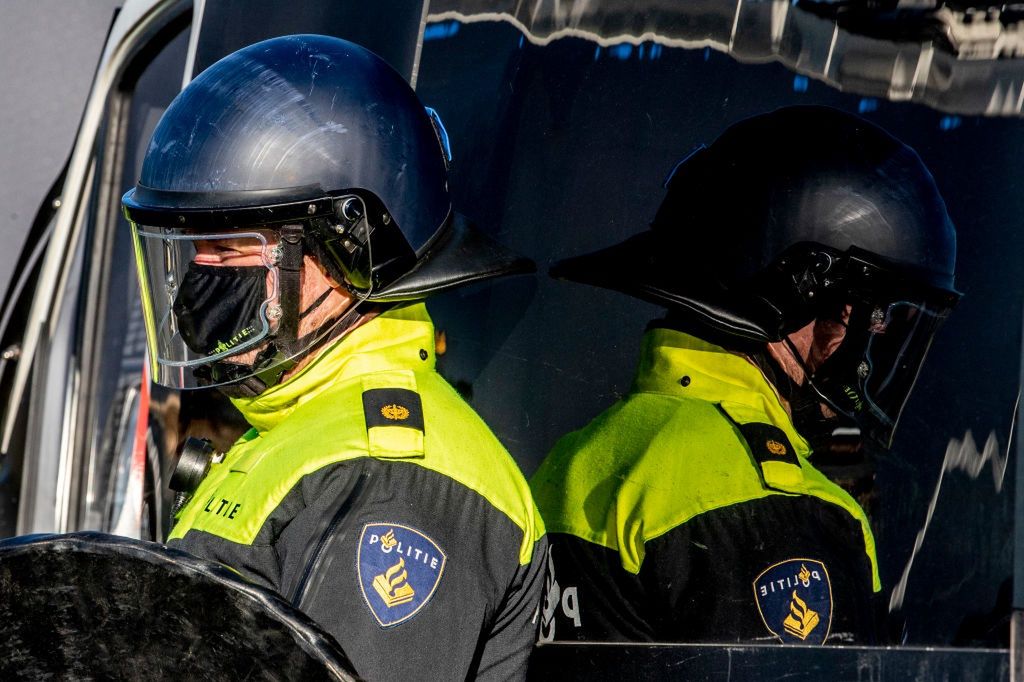 Policja w Amsterdamie - zdjęcie ilustracyjne