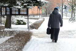 Tyle Polacy dadzą w tym roku księdzu podczas kolędy. Jedna kwota dominuje