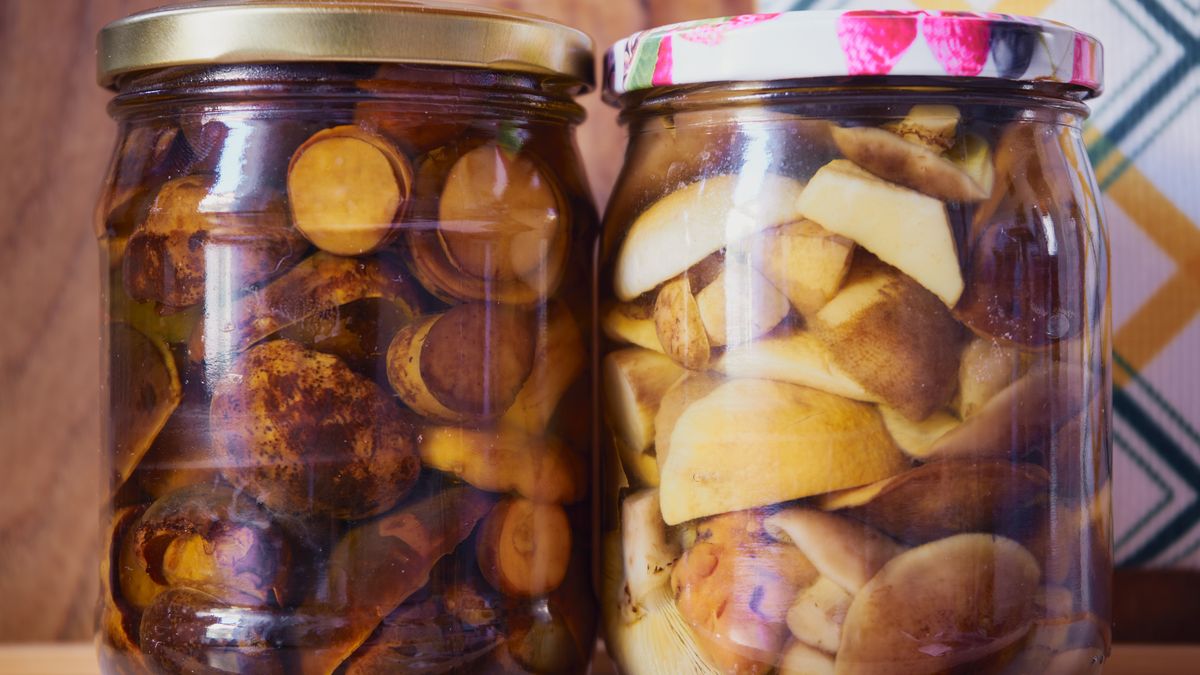 Jaka marynata do grzybów w słoiku będzie najlepsza?