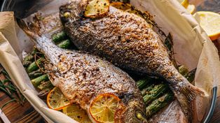 Chorwaci i Hiszpanie jedzą na kilogramy. Polacy wciąż częściej wybierają łososia i dorsza