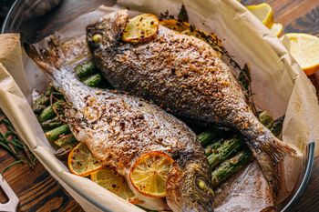 Chorwaci i Hiszpanie jedzą na kilogramy. Polacy wciąż częściej wybierają łososia i dorsza