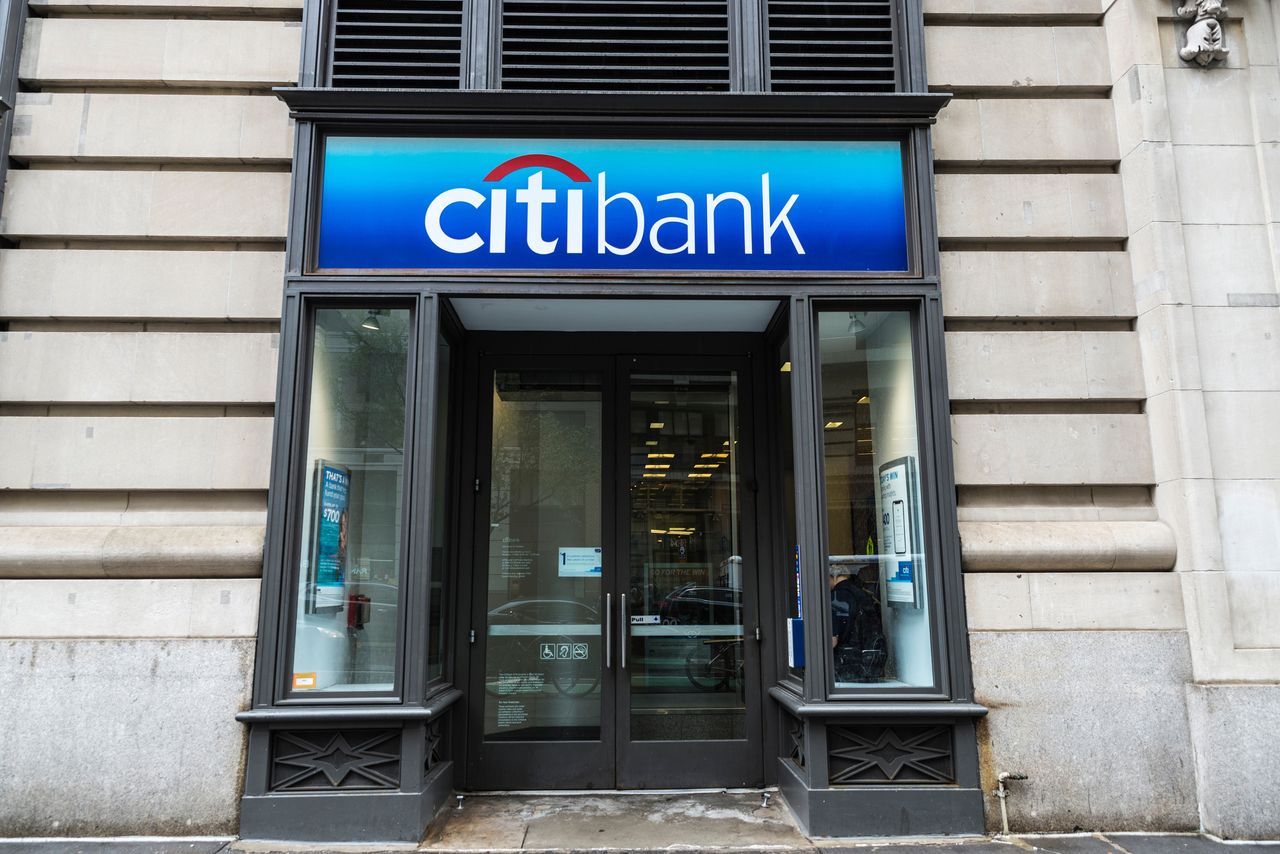 Wielki bank podjął decyzję i na dobre opuszcza Rosję. Podał termin