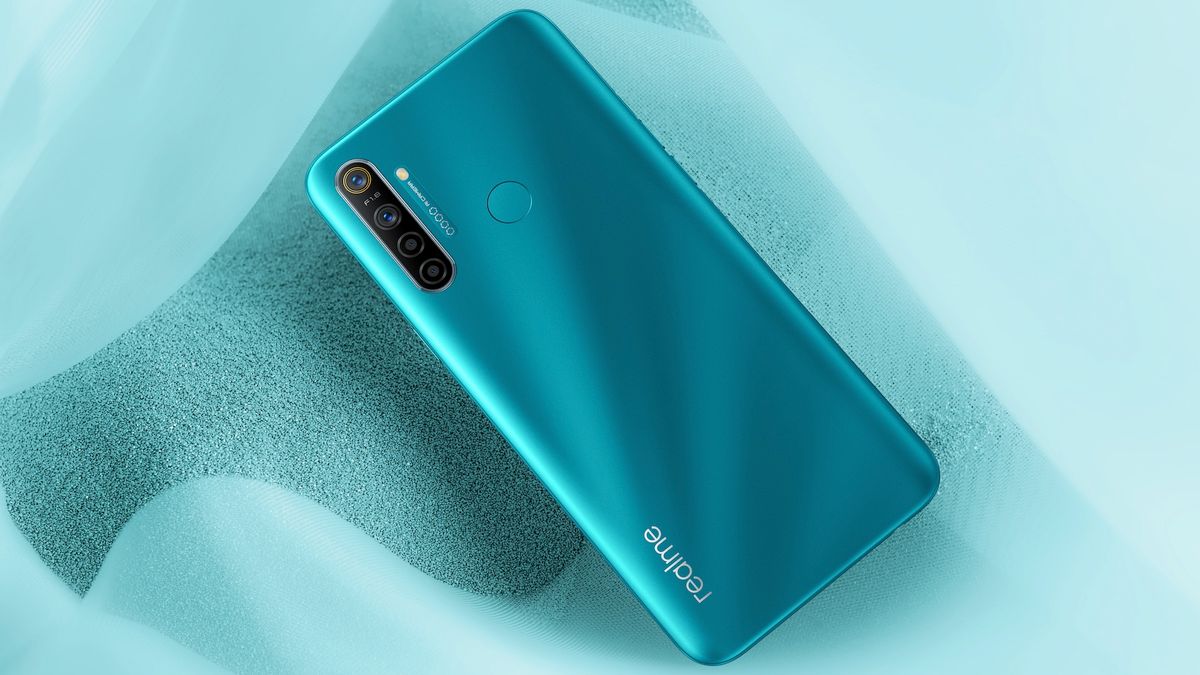 Nowości realme w Polsce. realme 5i, smartwatch i opaska 1