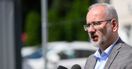 Majątek Adama Niedzielskiego. Tak wzbogacił się w ciągu trzech lat