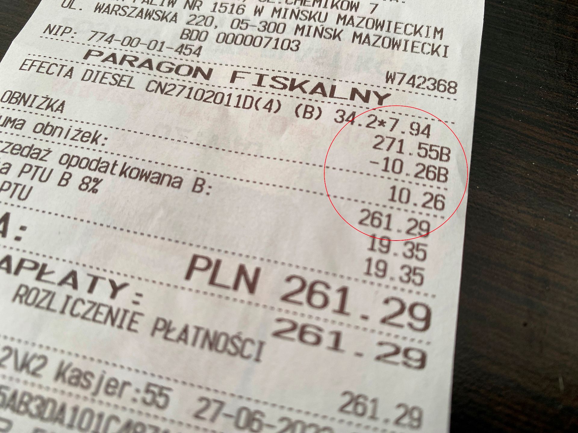 Za paliwo zapłaciłem o 10 zł mniej. Wystarczy na kawę