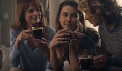 Nescafé Sensazione promowana hasłem „Łagodność kawy, moc rozmowy”