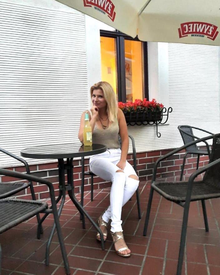 Ilona z "Rolnika" już randkuje po rozstaniu z Adrianem. Odniosła się do jednego z komentarzy 