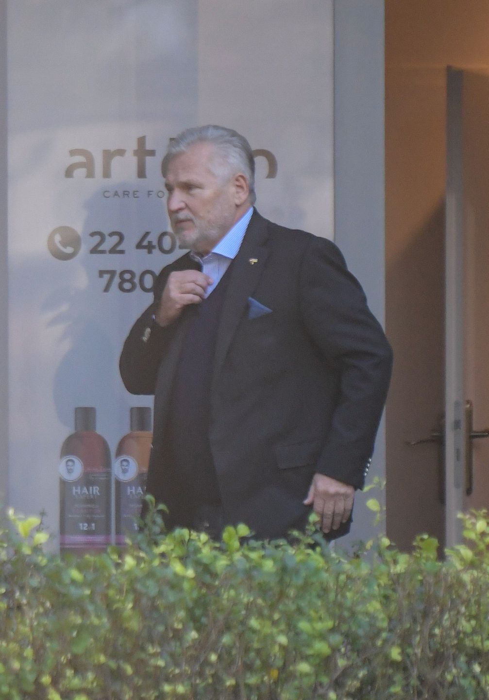 Aleksander Kwaśniewski w obiektywie paparazzi