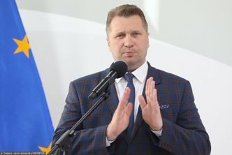 Nauka zdalna może wrócić. "Rząd szykuje się na kryzys"