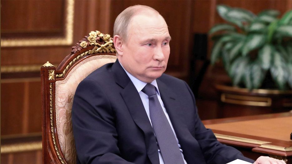 May 5, 2022, Moscow, Moscow Oblast, Russia: Russian President Vladimir Putin holds a face-to-face working meeting with Knowledge Society CEO Maxim Dreval, right, at the Kremlin, May 5, 2022 in Moscow, Russia.