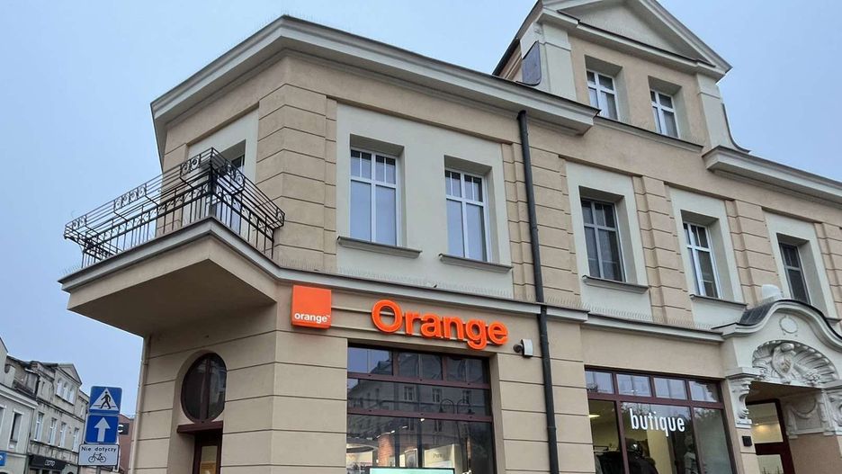 Próba napadu i kradzieży w salonie Orange w Pleszewie