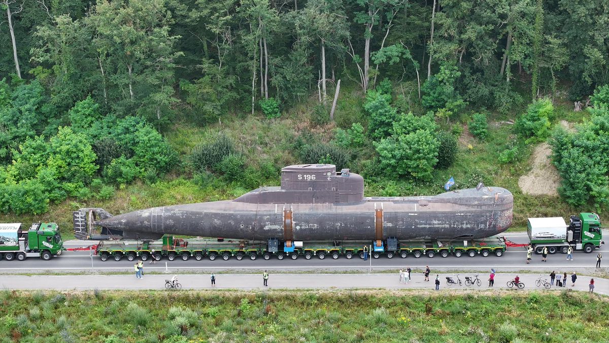 Niemiecki U-Boot w czasie transportu