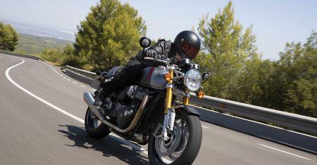 Triumph Thruxton – cena, informacje, dane techniczne