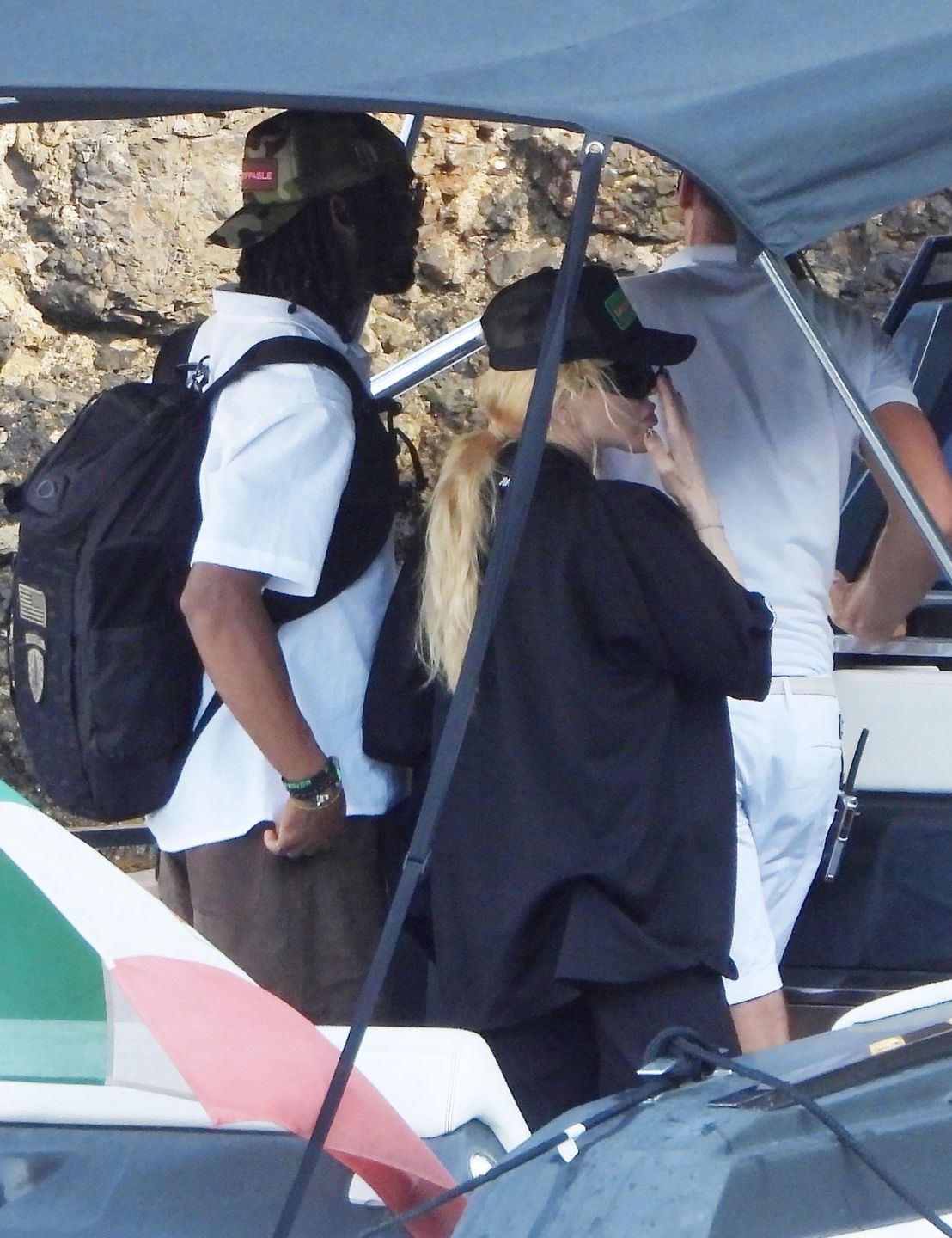 Madonna "przyłapana" we Włoszech z tajemniczym mężczyzną