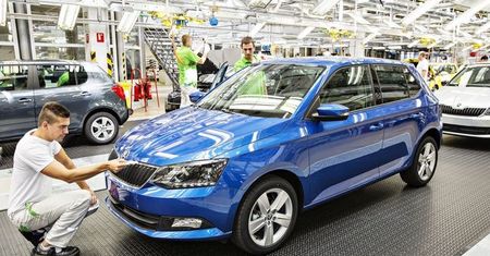 Praca w Czechach za 17 tys. zł z premią. Tak zarabia się w fabrykach Skody