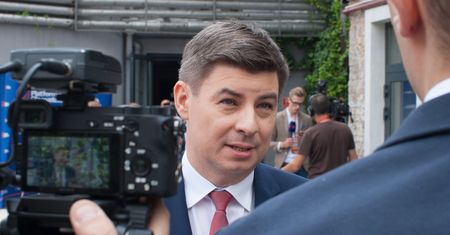 Grabiec tłumaczy Schetynę i "szarańczę". "Szukamy prostego języka"