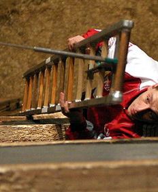 "Smalcoser", drabina-pułapka i lalki obniżające płodność