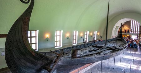 Oslo przenosi największą łódź wikingów. Przygotowania trwały 13 lat