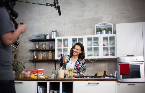 "Słodsze niż słowa" - Anna Starmach w kampanii Cukru Królewskiego (wideo)