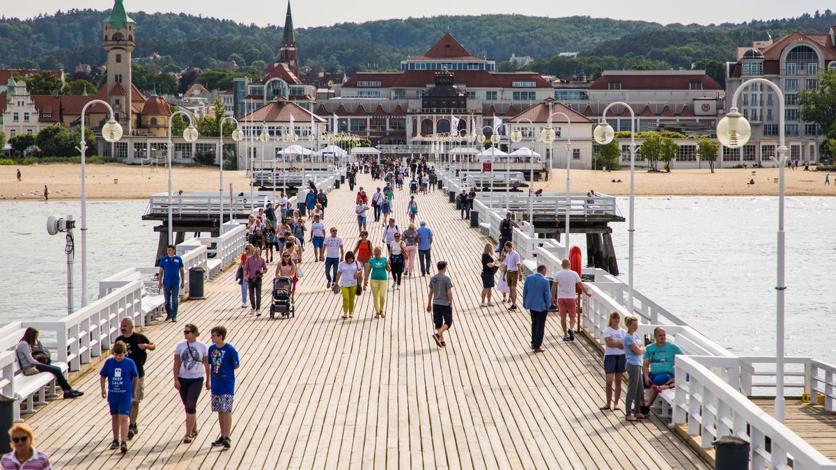 sopot, molo, wakacje, urlop, wypoczynek, morze, bałtyk, turystyka