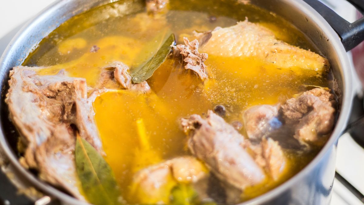 Rosół z kaczki smakuje wybornie