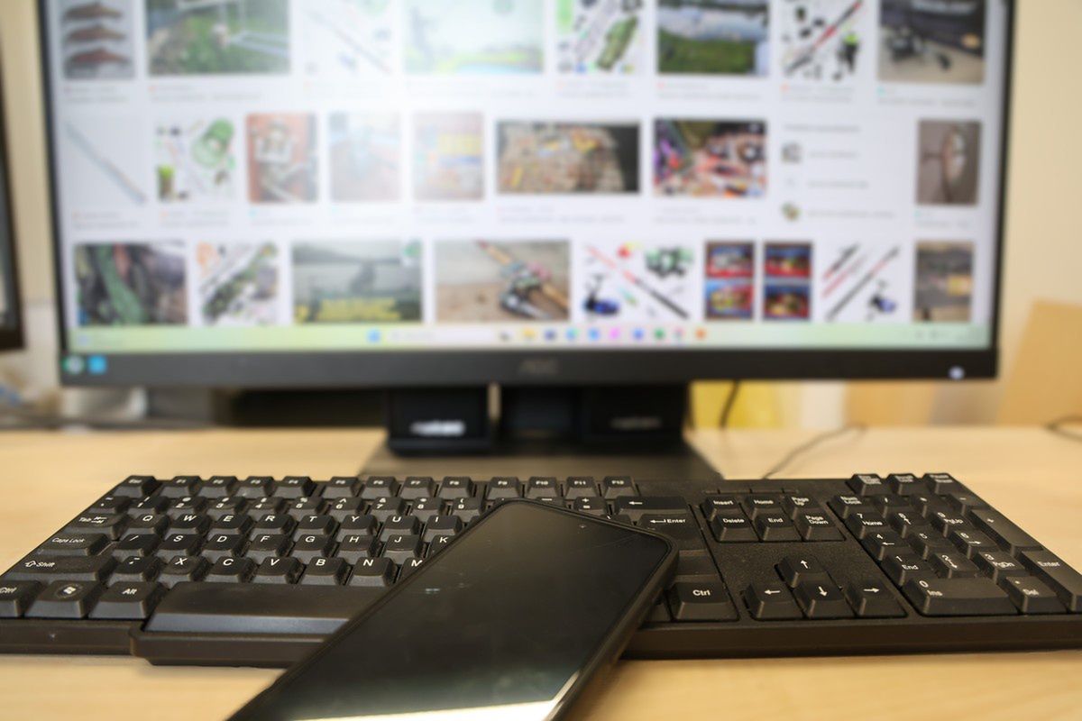 Ponad 8 tys. zł stracone podczas sprzedaży w Internecie. Oszuści znów podszyli się pod pracownika banku