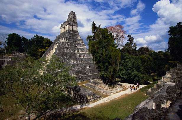 Park narodowy Tikal, Świątynia Wielkiego Jaguara (Fot. Wired.com)