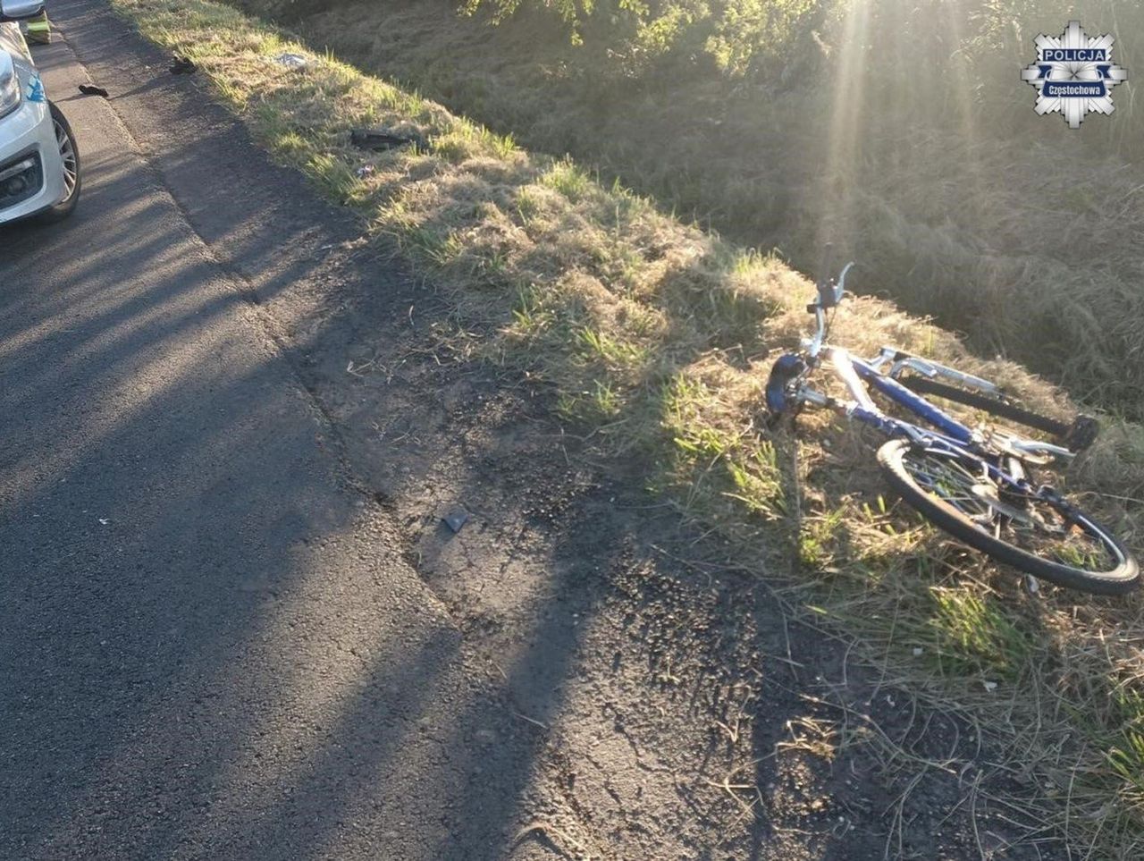 Pijany motocyklista wjechał w rowerzystkę. Trafiła do szpitala