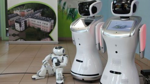 Sosnowiec. W Centrum Pediatrii znalazły zatrudnienie trzy roboty.