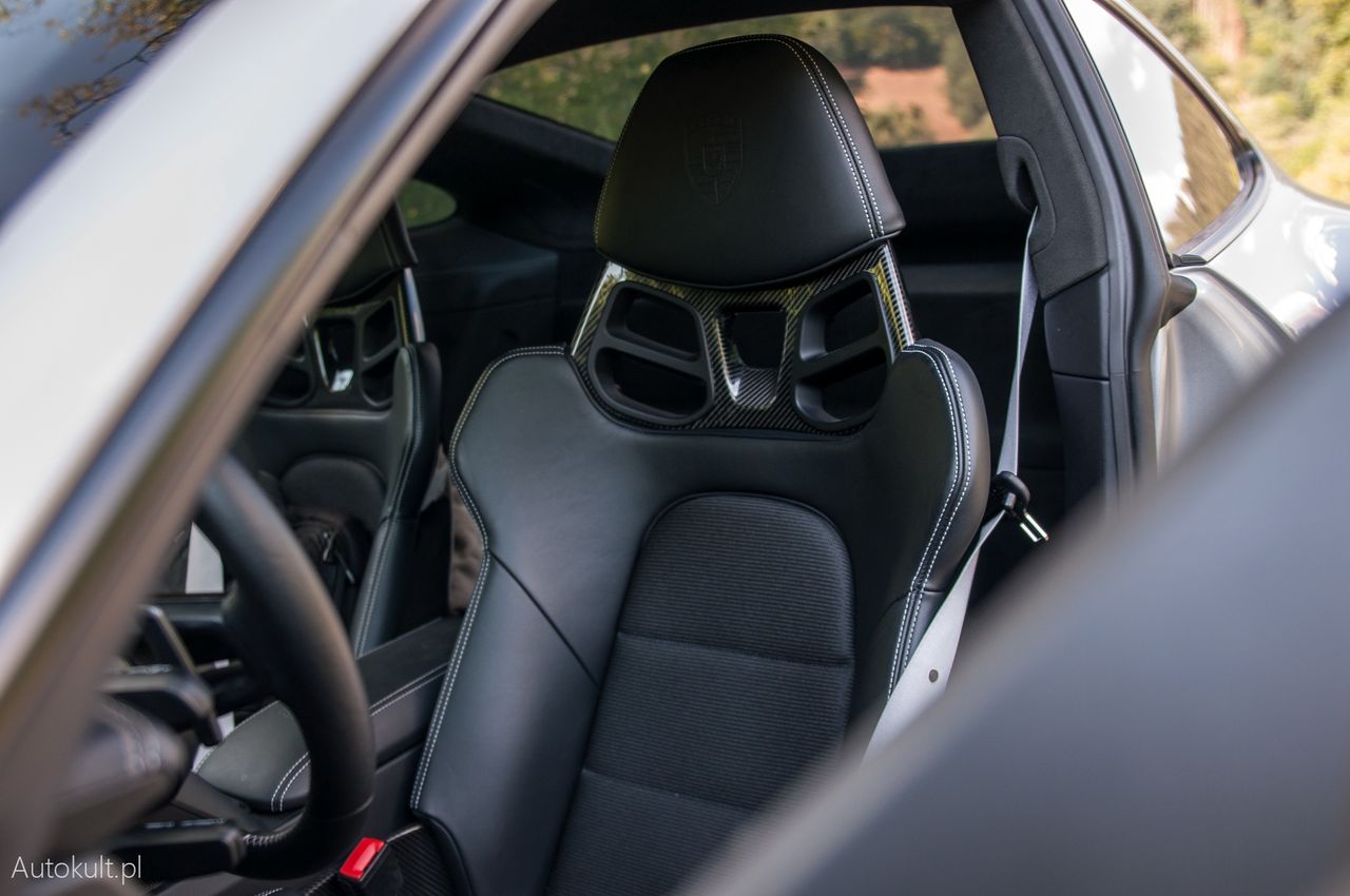Porsche 911 GT3 z Pakietem Touring (2023)