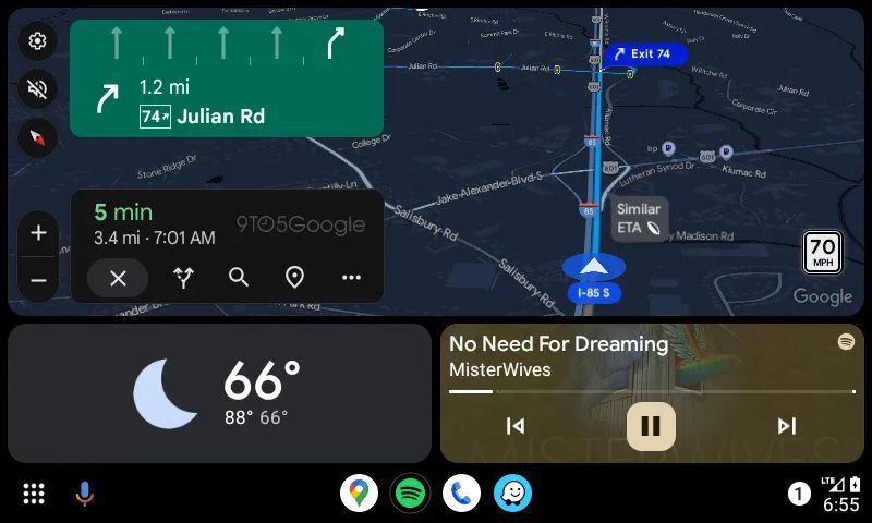 Updated lane assistant in Google Maps in Android Auto