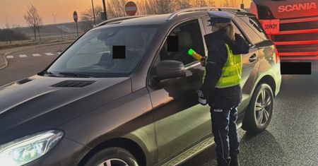 Policyjne podsumowanie weekendu: 16 kolizji, jeden wypadek śmiertelny