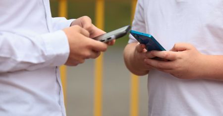 Rząd Wielkiej Brytanii chce chronić dzieci przed zagrożeniem w sieci. Oto pomysł