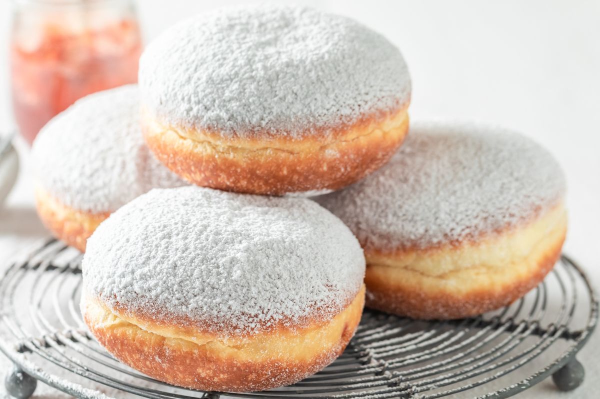 Indulge guilt-free: Baked doughnuts for a healthier treat