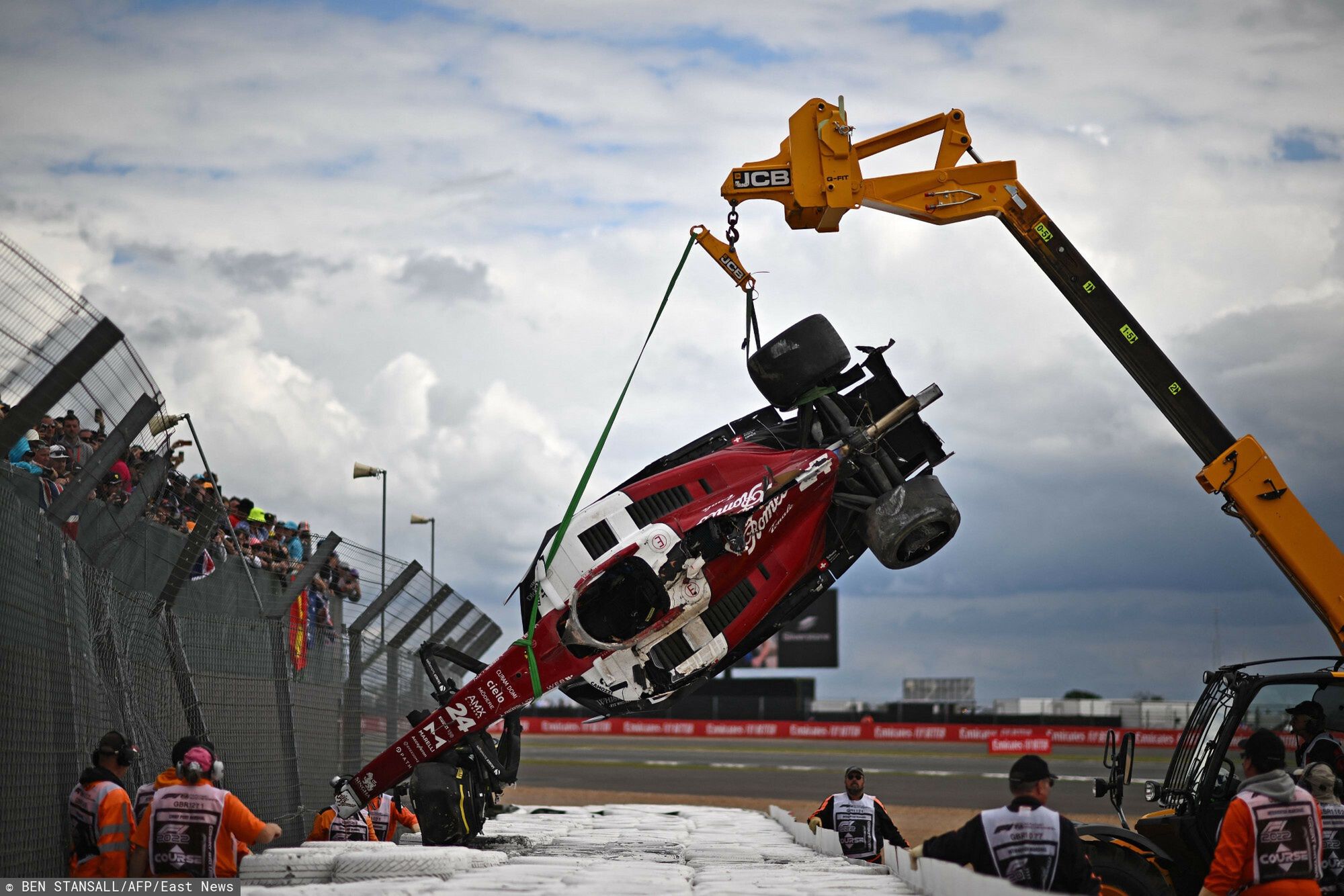 Groźny wypadek podczas wyścigu Formuły 1 na torze Silverstone