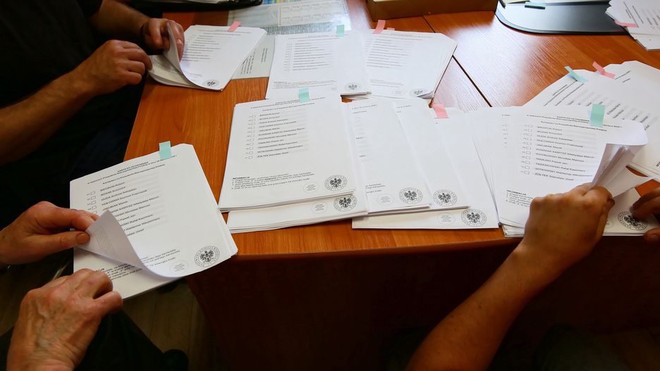 Głosowanie korespondencyjne za granicą w II turze. Sprawdź, do kiedy trzeba się zgłosić