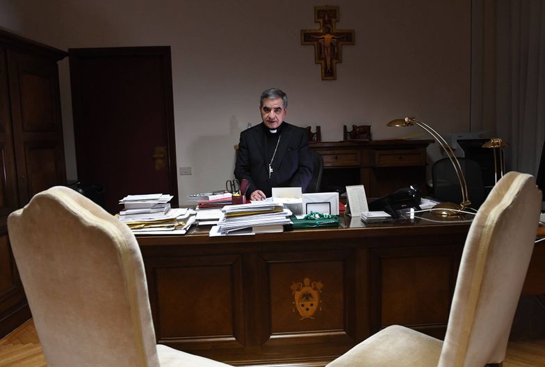 Kardynał oskarżony o nadużycia finansowe. Precedens w skali 300 lat